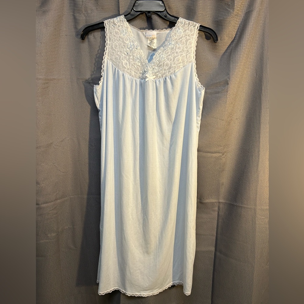 Simply Basic Lace Trim Nightgown VTG